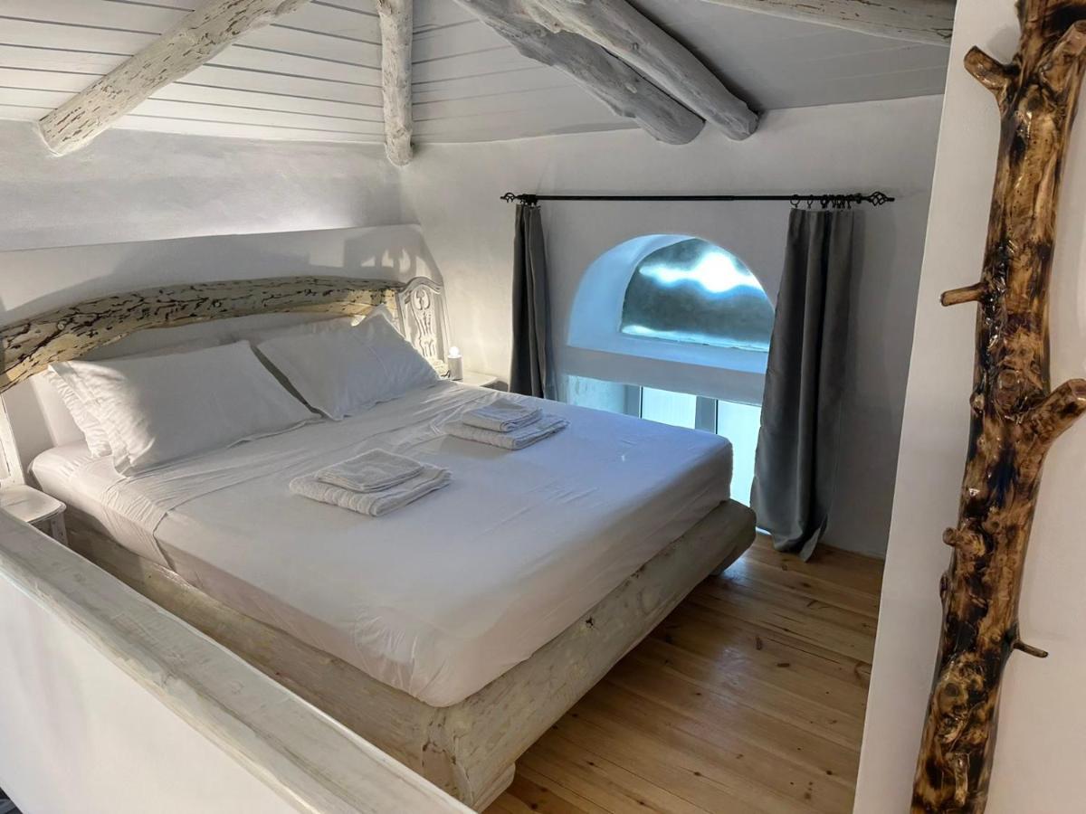 Richie'S Sea View Romantic Residences Ipsila Bagian luar foto