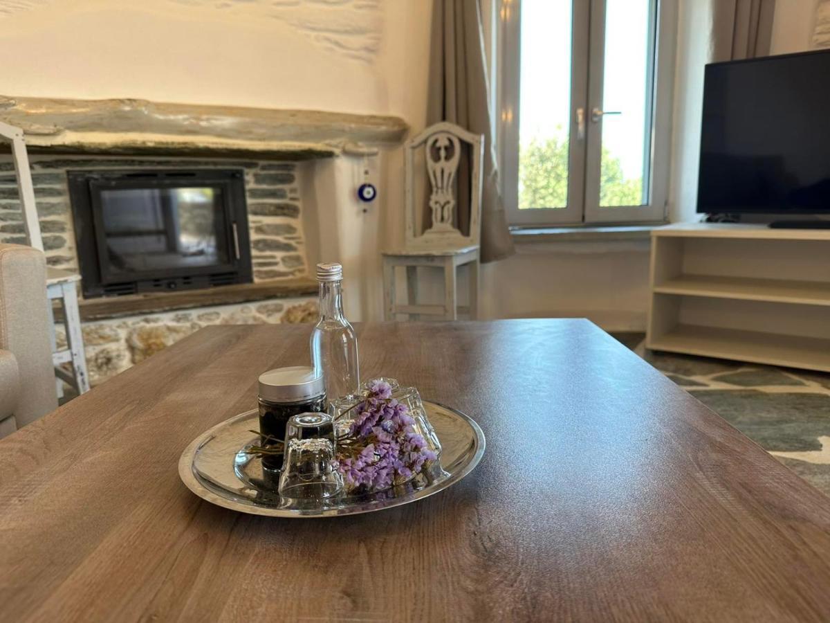 Richie'S Sea View Romantic Residences Ipsila Bagian luar foto