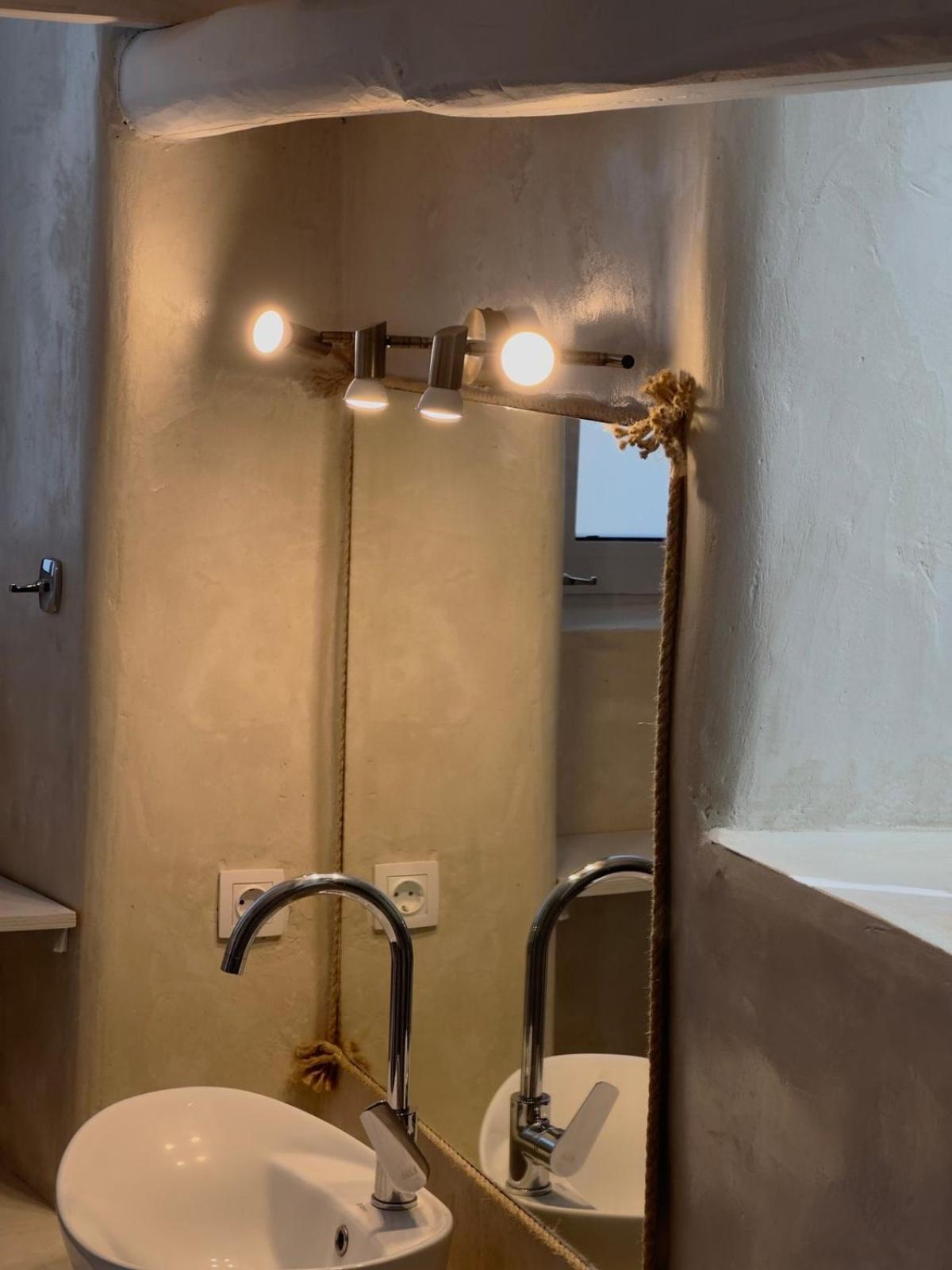 Richie'S Sea View Romantic Residences Ipsila Bagian luar foto